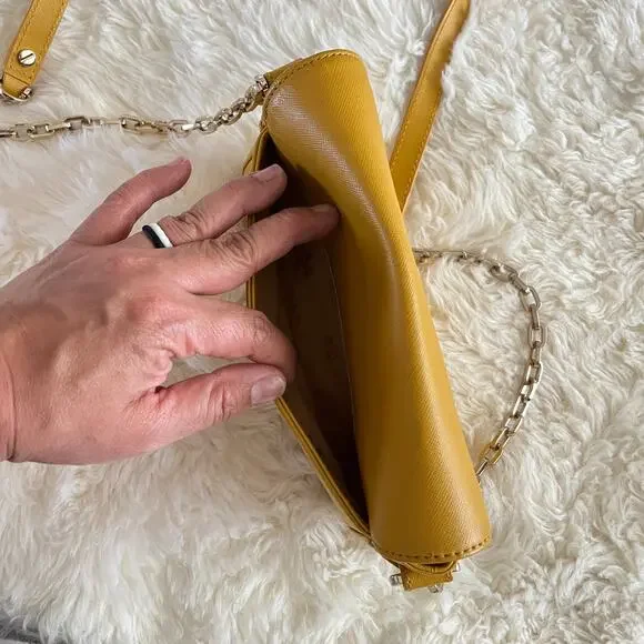 Tory Burch Yellow Mustard color crossbody - Picture 11 of 11